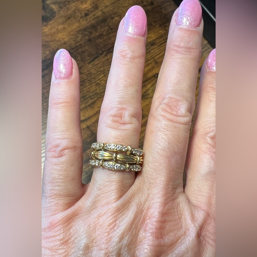 Tiffany & Co. 18K Gold and Diamond 3 Row Ribbon Style Band Ring. Size 6. 8 gtw - Picture 4 of 10